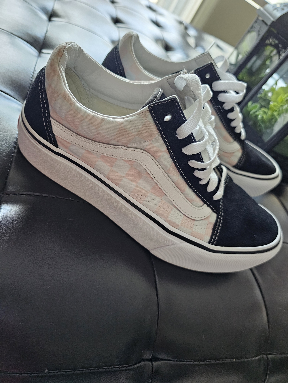 Vans Checkerboard Low-Top Sneakers in Pink and Black Women's Sz 8 Men's Sz 6.5